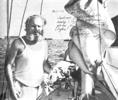         1969 .